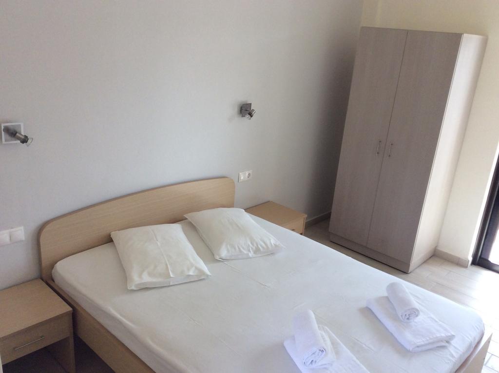 Elena Rooms Plakiás Quarto foto